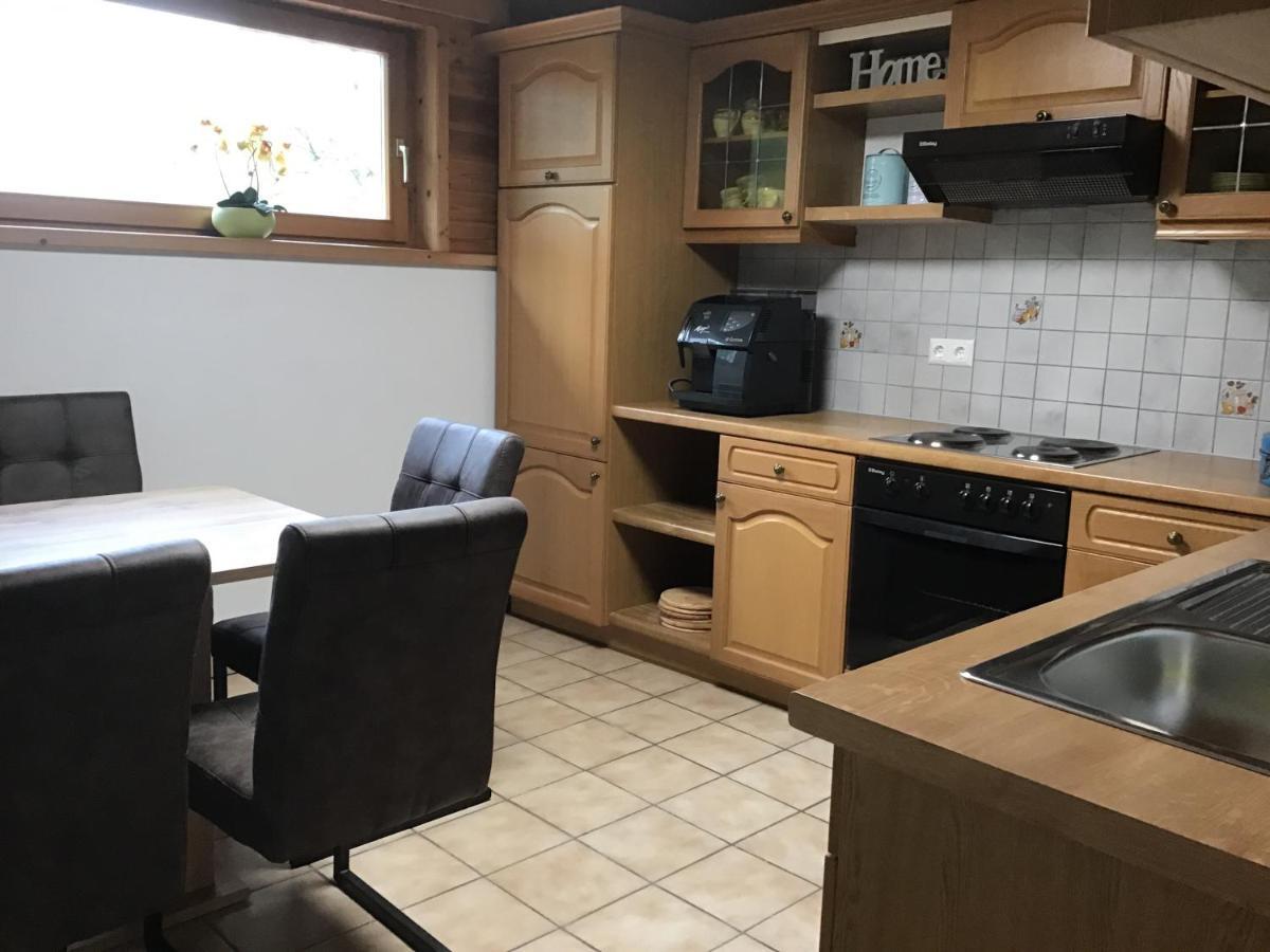 Haus Manuela Apartment เวลเดน อัม เวิร์ทเทอร์ซี ภายนอก รูปภาพ