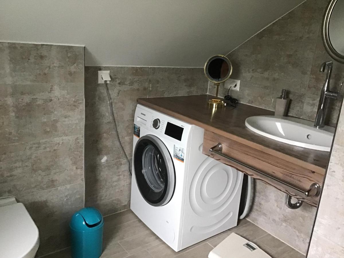 Haus Manuela Apartment เวลเดน อัม เวิร์ทเทอร์ซี ภายนอก รูปภาพ